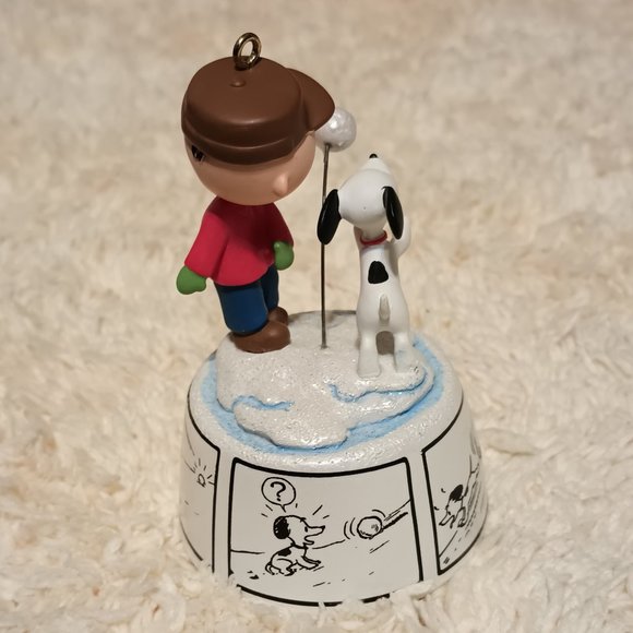 Hallmark Keepsake Ornament, Peanuts 60th Anniversary - Picture 3 of 14